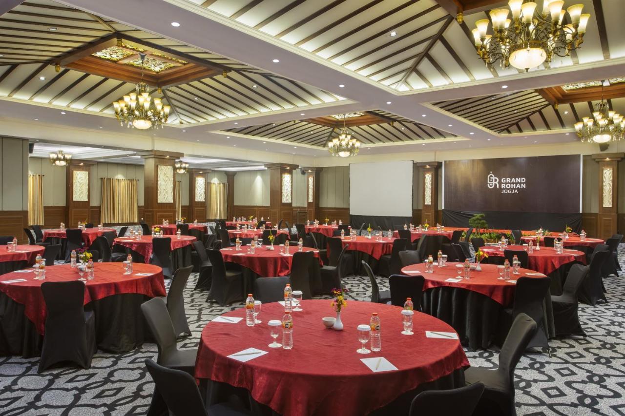 Grand Rohan Jogja Baturetno Exterior photo