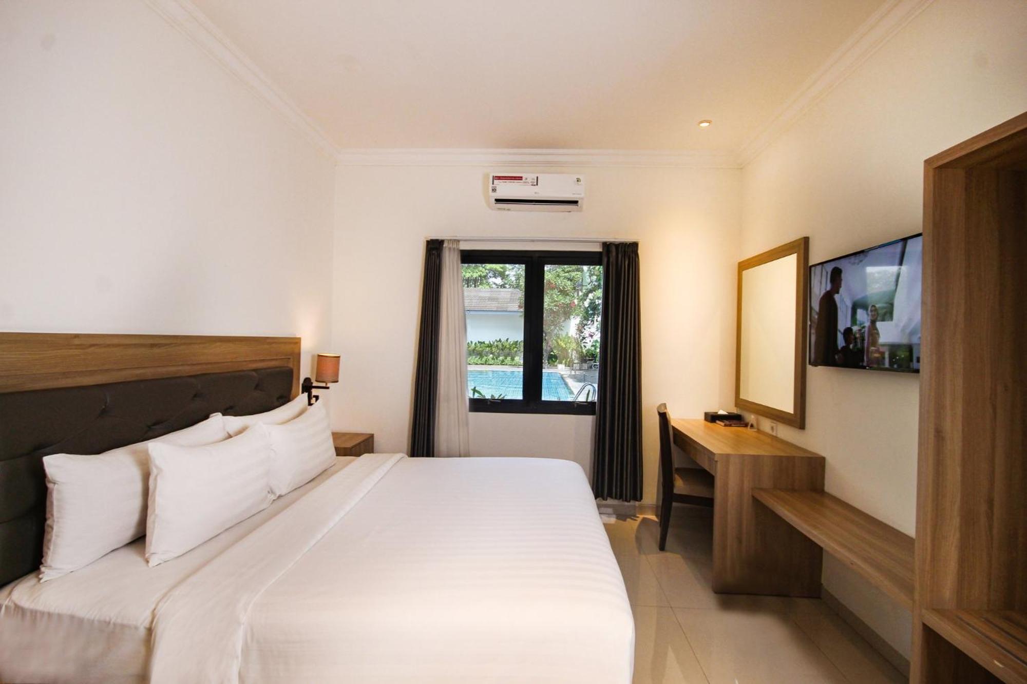 Grand Rohan Jogja Baturetno Exterior photo