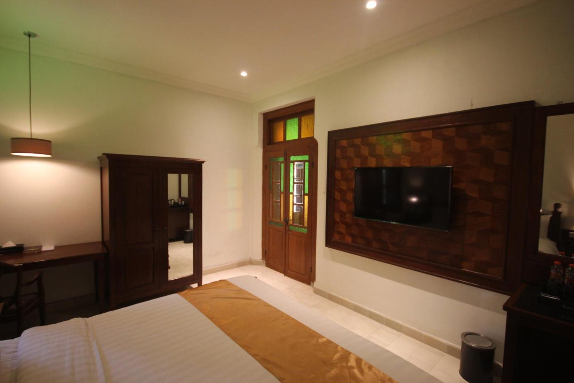 Grand Rohan Jogja Baturetno Exterior photo